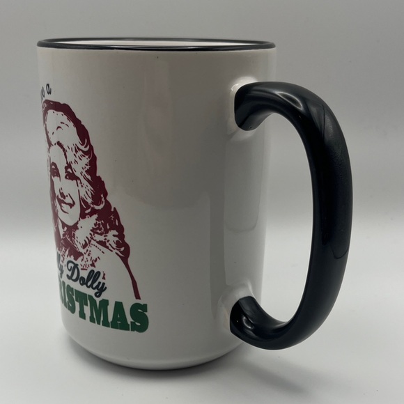 Holly Dolly Christmas Mug Dolly Parton - Picture 5 of 13